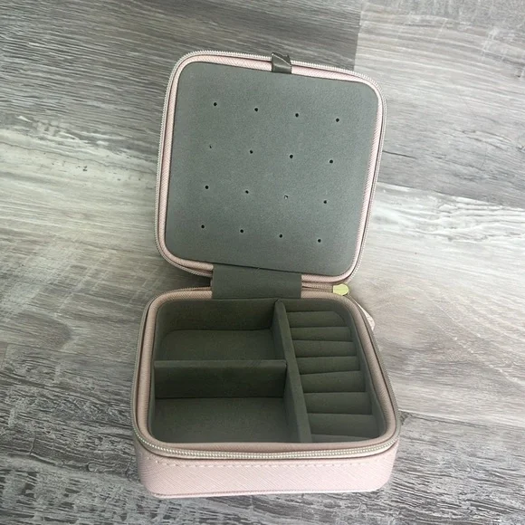 Pink Bridesmaid Personalised Jewelry Box, Travel Jewelry Case NEW - Picture 3 of 5